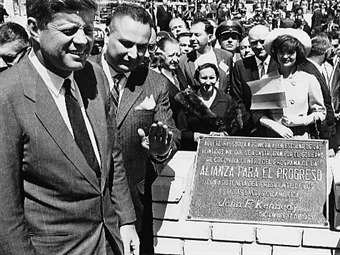 Placa fundacional Alianza para el Progreso · Kennedy · 1961